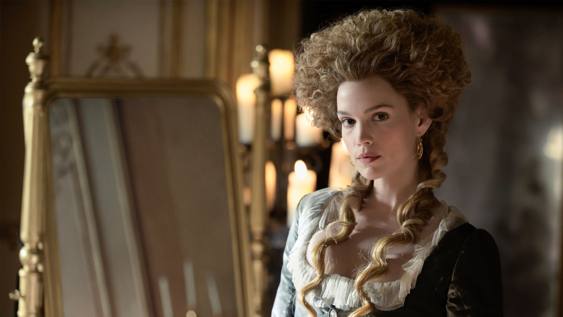 The successes of independent and feminist Marie Antoinette provoke jealousy and rivalry.