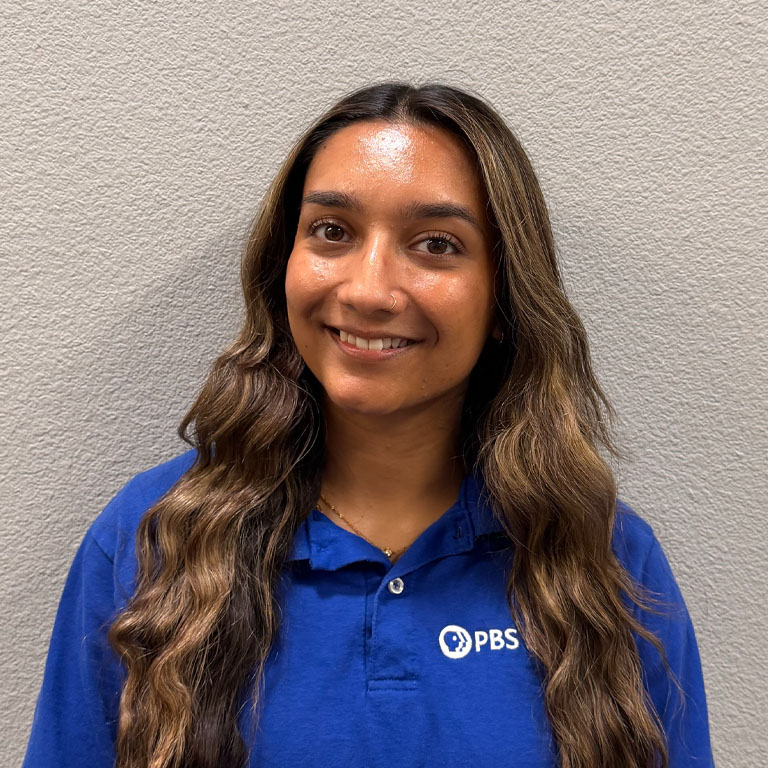 Canvasser headshot for Aliza